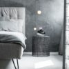 Boule Suspendue Noir dans chambre moderne