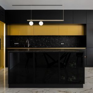 Suspension Cuisine Industrielle sur ilot cuisine noir