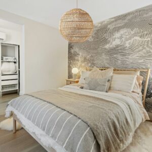Suspension bambou ronde dans chambre 2 personnes