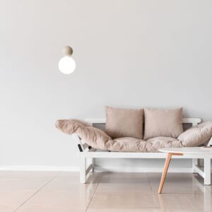 Suspension de boules dans petit saon minimaliste