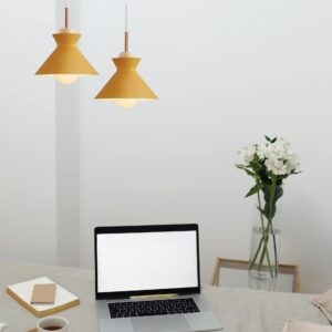 Suspension industrielle alu dans bureau