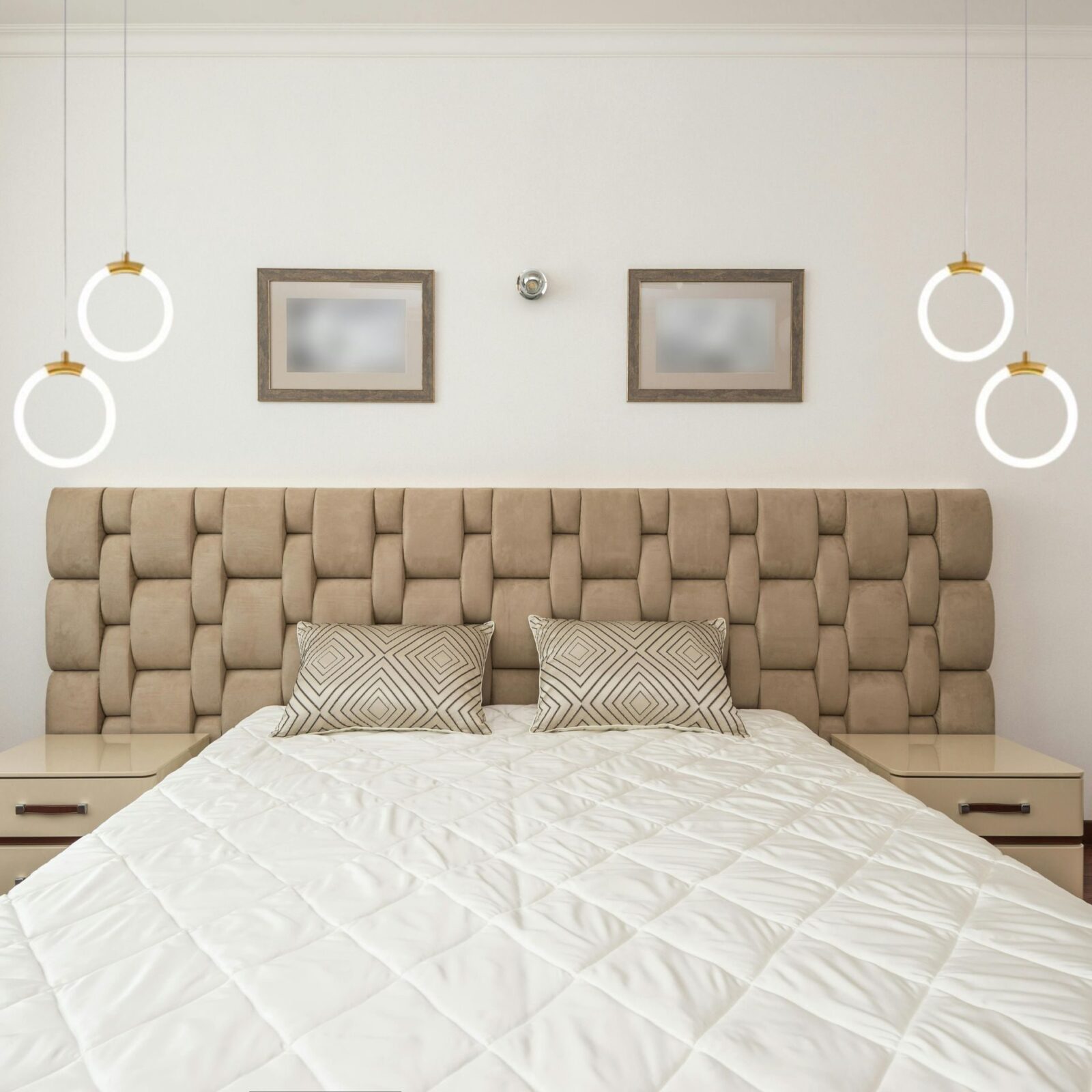 Suspension laiton design dans chambre avec grand lit